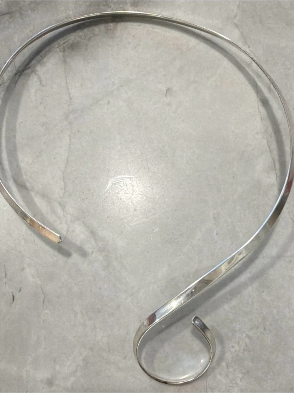 Silver Twist Collar Necklace - Minimal Sculptural Neckpiece